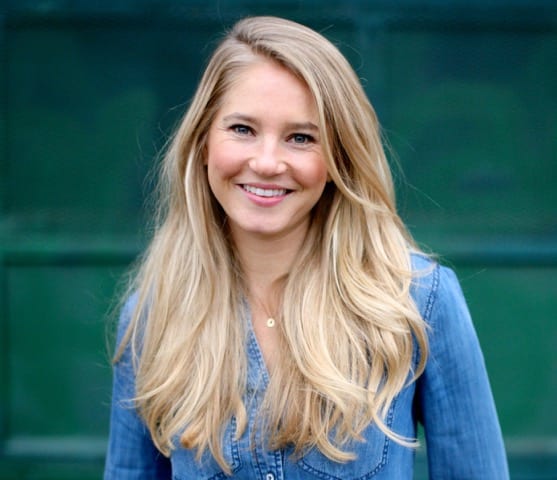 “I was dealing with missing periods, PCOS, bloating, and acne, but now my symptoms are completely gone!”